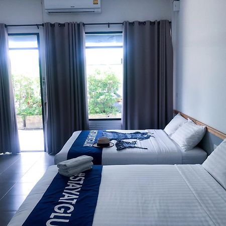 Glur Phuket Patong Beach Kültér fotó