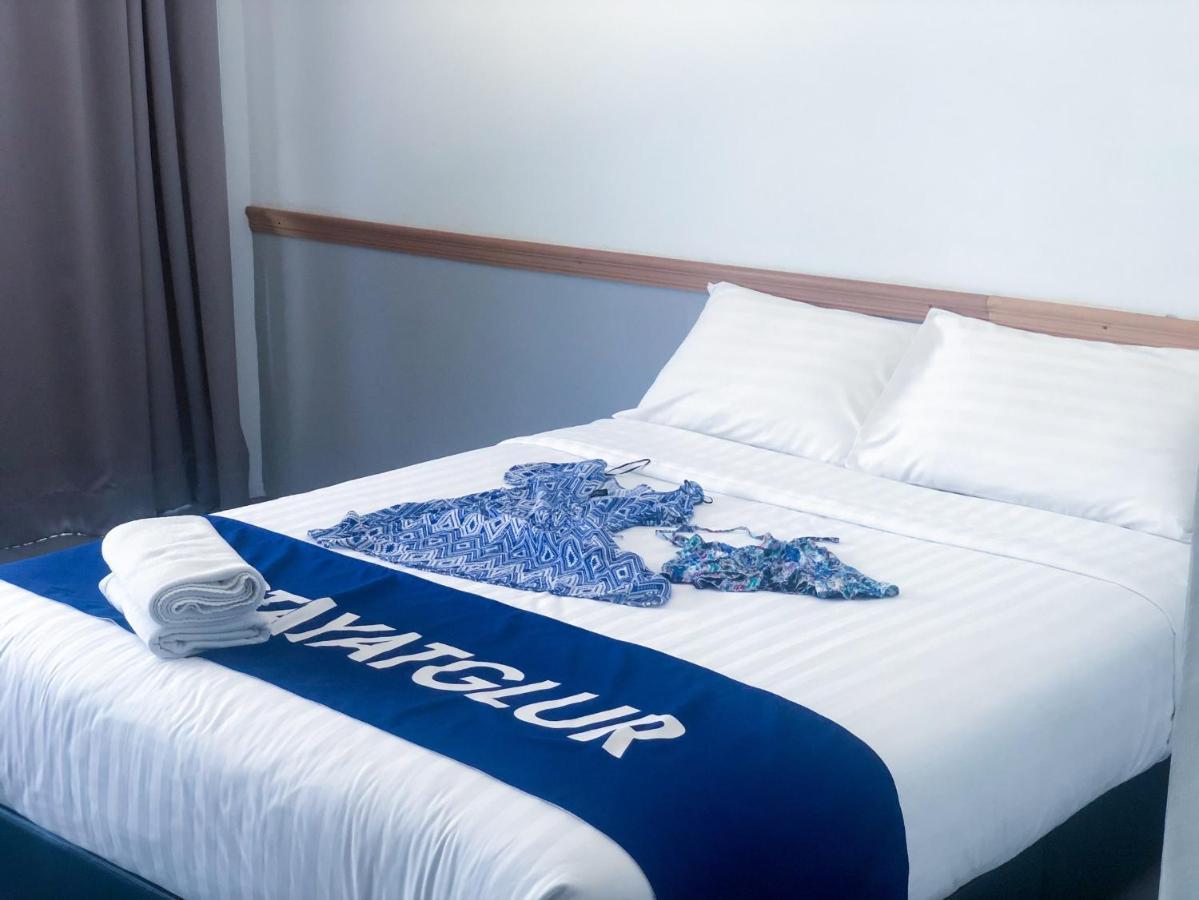 Glur Phuket Patong Beach Kültér fotó
