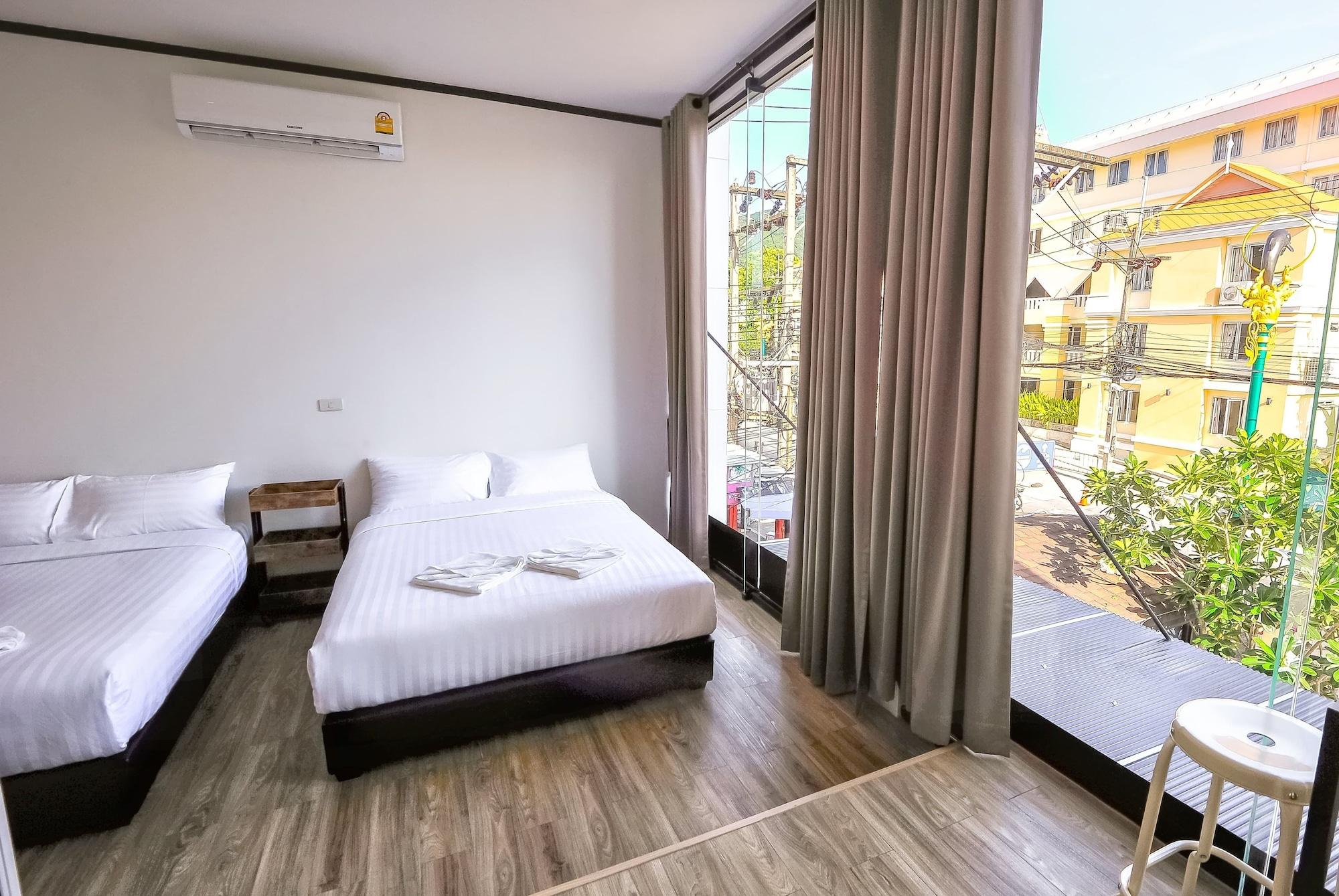Glur Phuket Patong Beach Kültér fotó