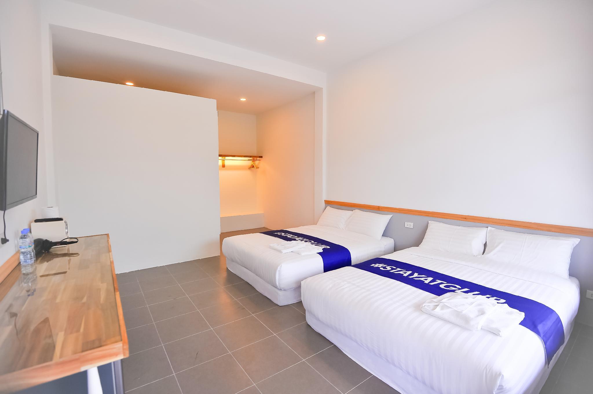 Glur Phuket Patong Beach Kültér fotó